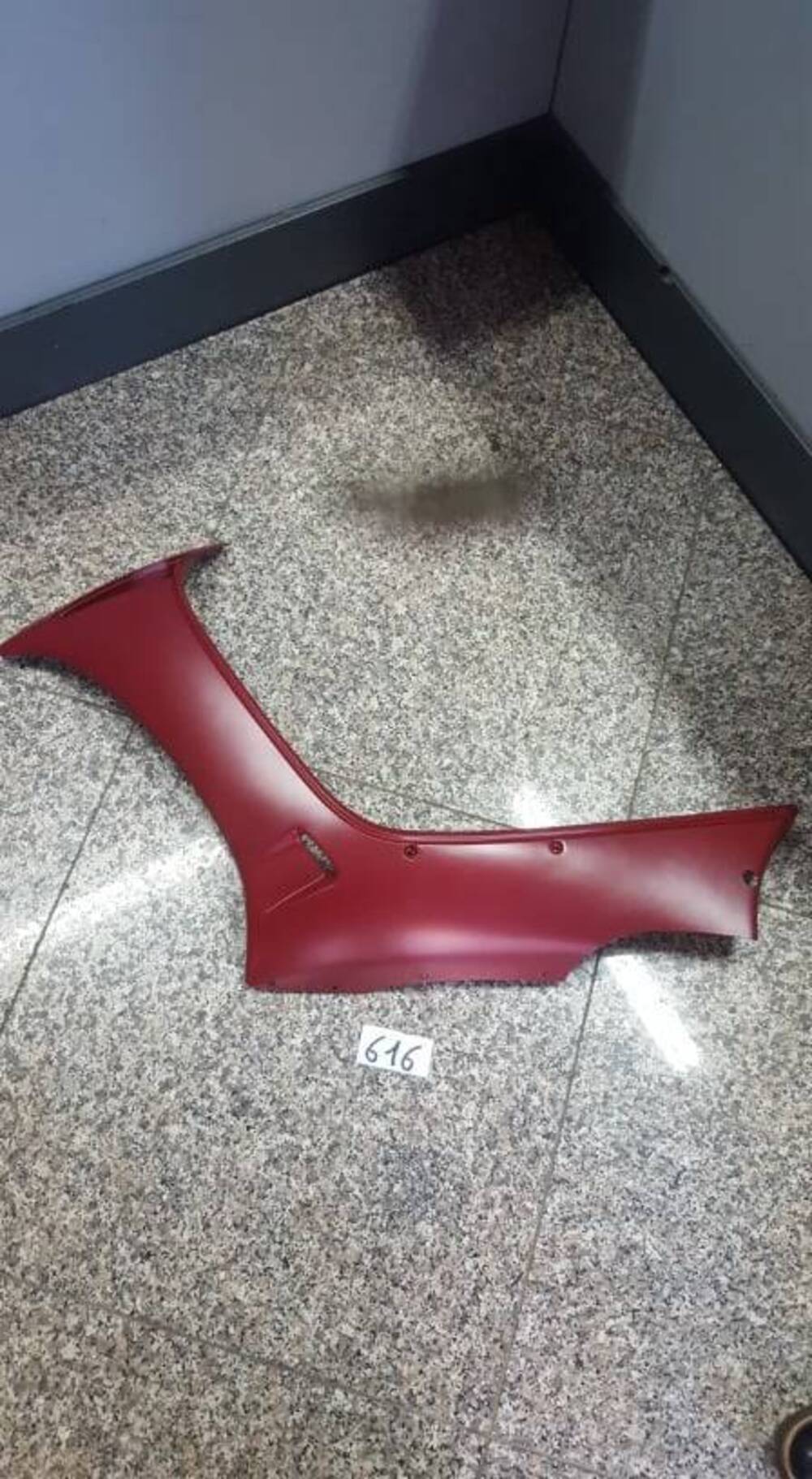 CARENA CENTRALE SX ROSSA SR 50 1994 1996 Aprilia