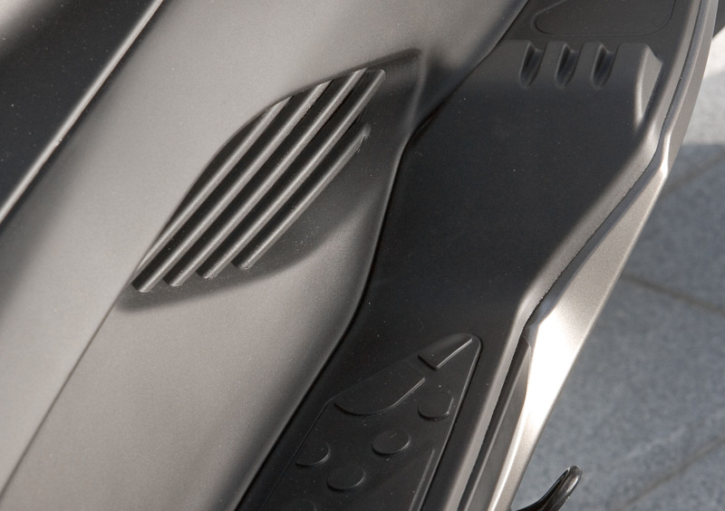 Kymco Downtown 125i Downtown 125i ABS E4 (2016 - 19) (7)