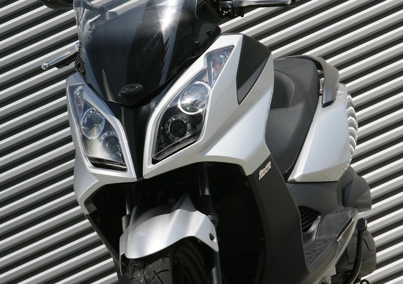 Kymco Downtown 125i Downtown 125i ABS E4 (2016 - 19) (8)
