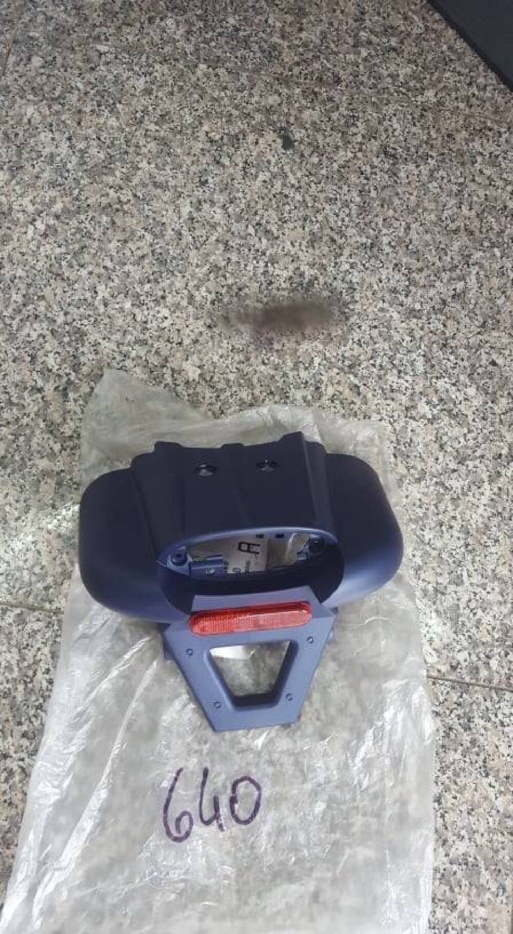 SUPPORTO FARO POST. LUDIX 50 Peugeot