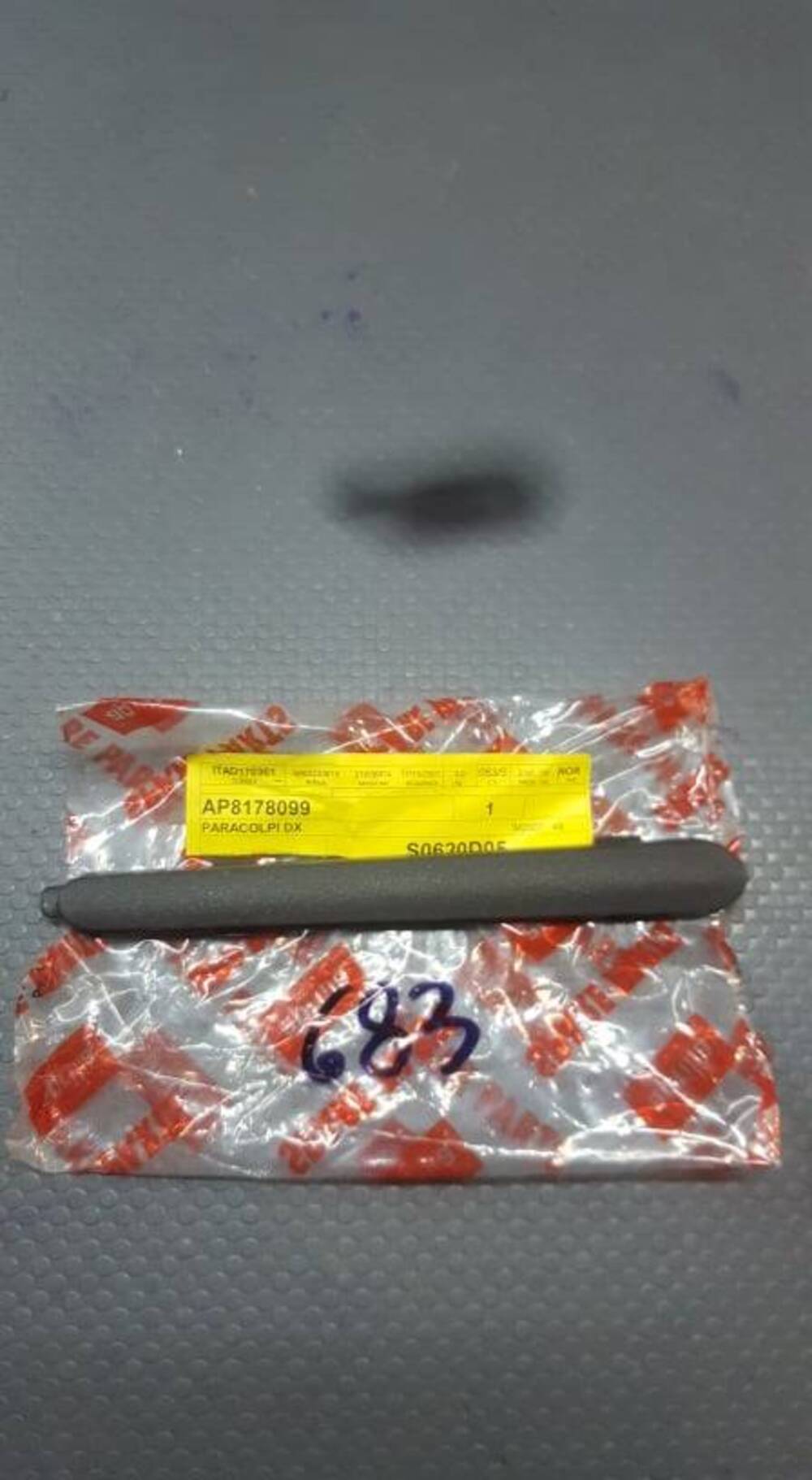 PARACOLPI DX SPORTCITY 125 200 300 Aprilia