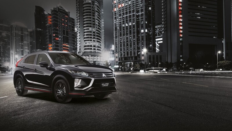 Mitsubishi Eclipse Cross Knight, look dark