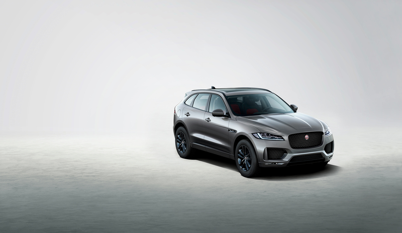 La Jaguar F-Pace Chequered Flag