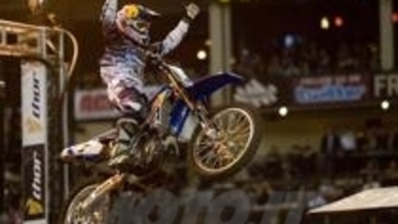 AMA Supercross. Stewart mattatore a Phoenix