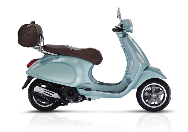 Vespa Primavera 50 Primavera 50 4T 3V Settantesimo (2016) (2)