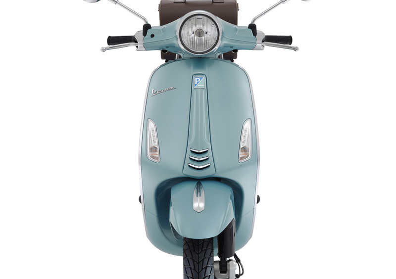 Vespa Primavera 50 Primavera 50 4T 3V Settantesimo (2016) (5)