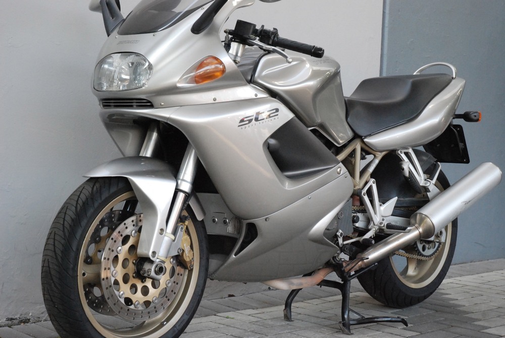 Ducati ST2 (1997 - 02) (3)