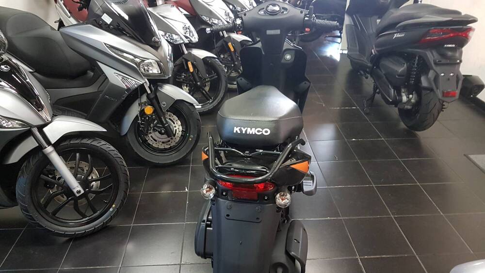 Kymco Agility 50 R12 (2021 - 25) (5)