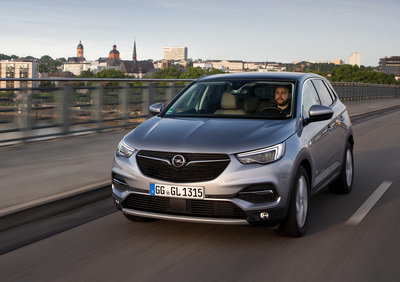 Opel Grandland X | Sobria e onesta in salsa franco-tedesca... [Video]