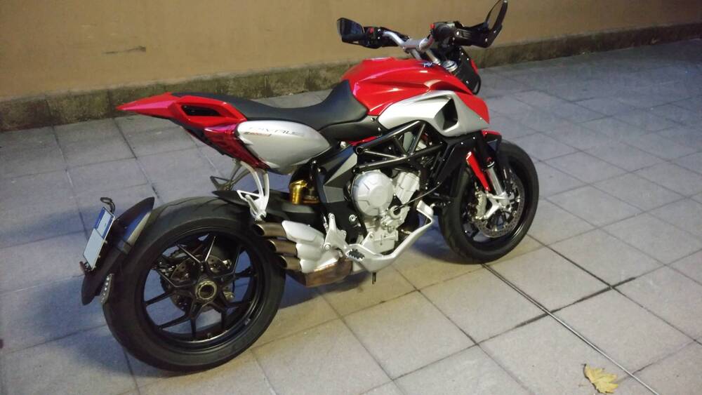 MV Agusta Rivale 800 EAS ABS (2013 -17) (5)