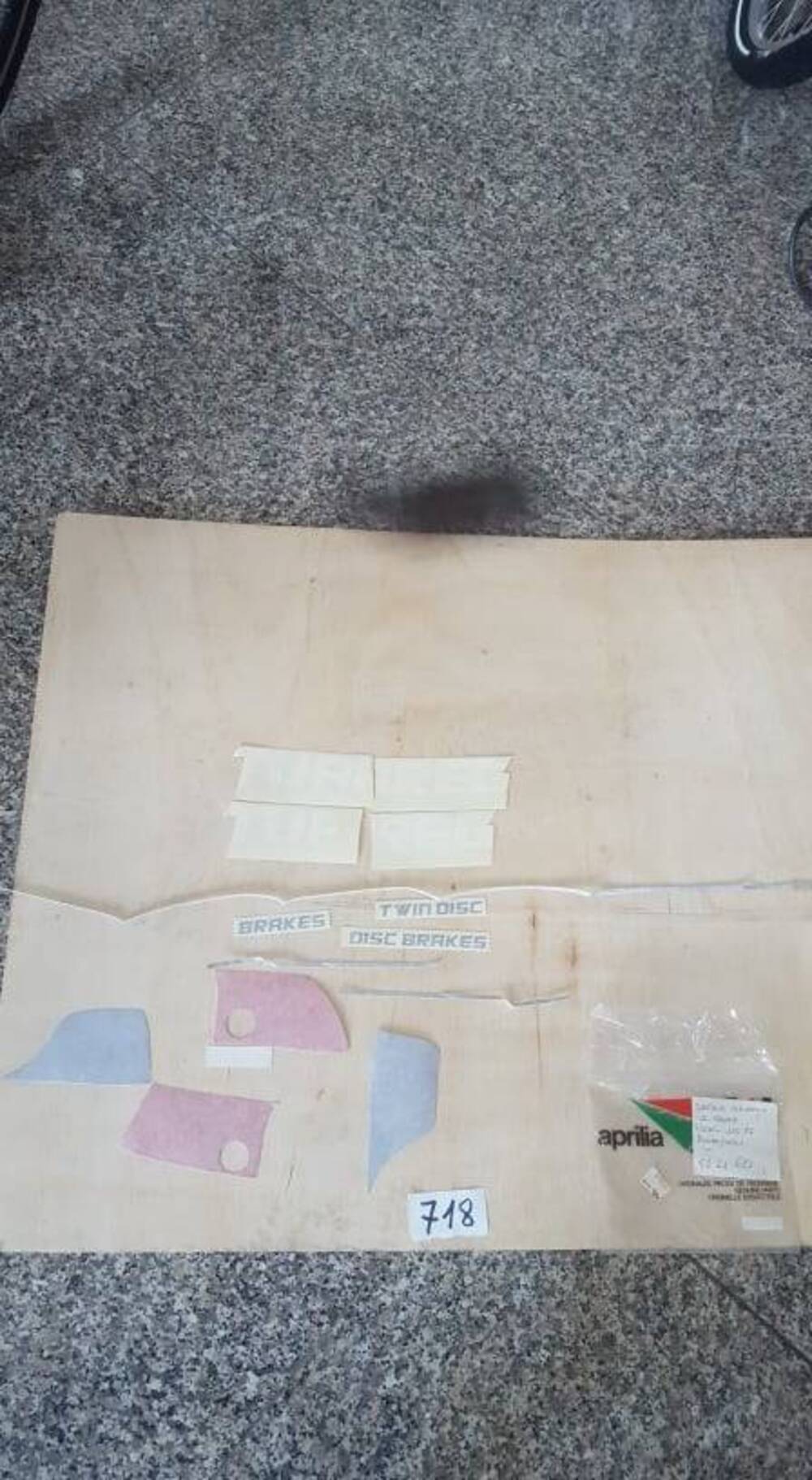 SERIE ADESIVI TUAREG 125 Aprilia