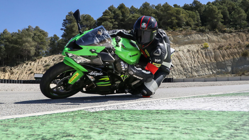 Dunlop Sportsmart Mk3. Su strada e in pista con la nuova hypersport stradale