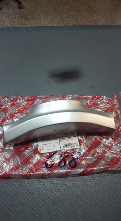 PIASTRA DI STERZO GRIGIO SILVER LEONARDO 125 150 Aprilia
