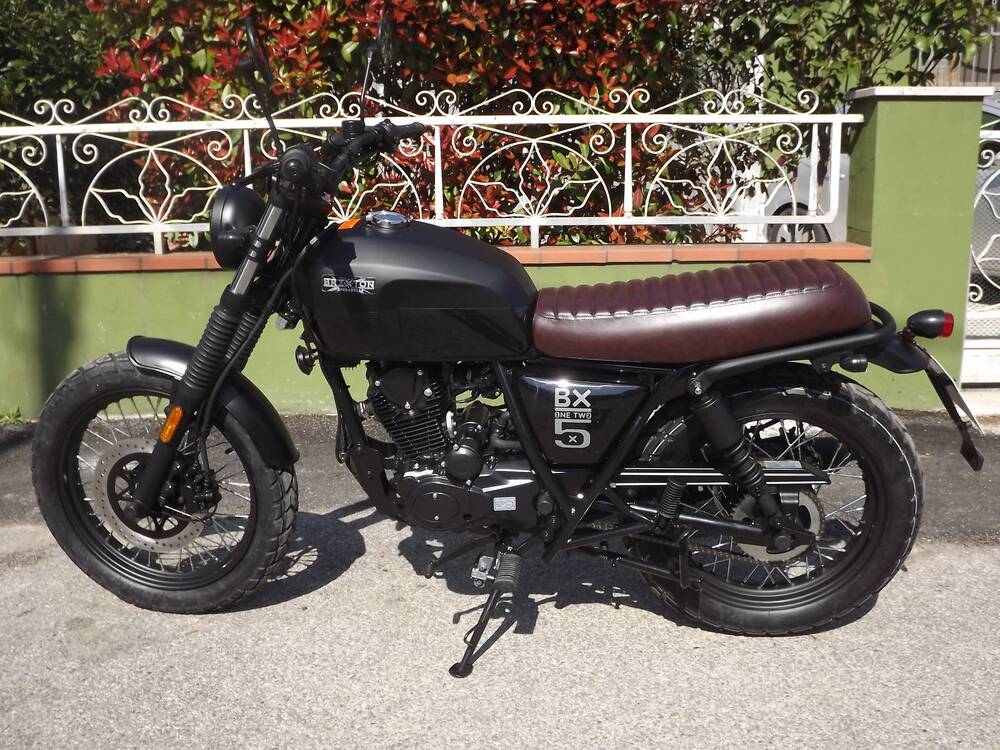 Brixton Motorcycles Cromwell 125 ABS (2021 - 25) (6)