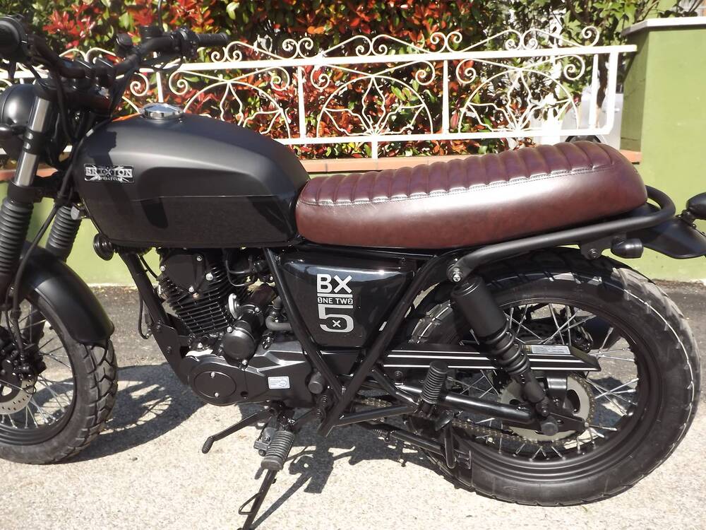 Brixton Motorcycles Cromwell 125 ABS (2021 - 25) (9)