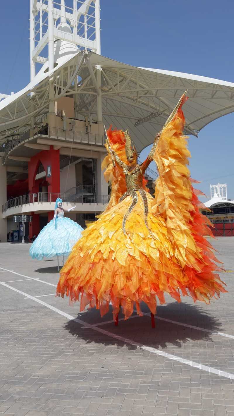 Folklore nel paddock di Sakhir