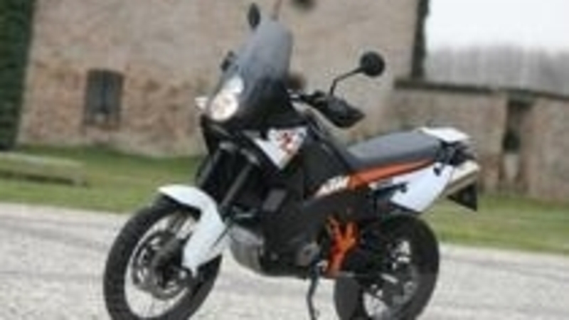 Nuove KTM 1200 Super Duke e Adventure