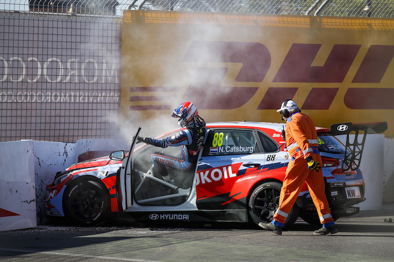 L&#039;incidente di Catsburg in Gara2 WTCR 2019 Marocco