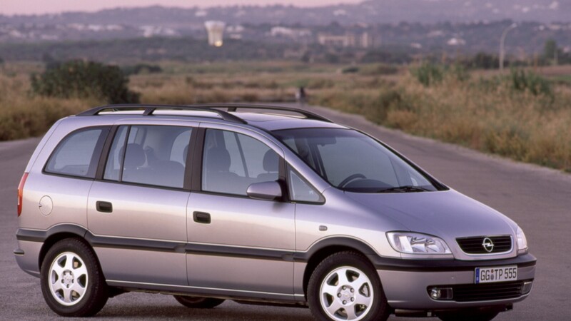 Opel Zafira: il mitico monovolume compie 20 anni