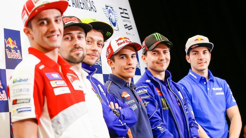 MotoGP. Austin 2016. Iannone: &quot;Scusa Andrea&quot;. Dovizioso: &quot;No comment&quot;