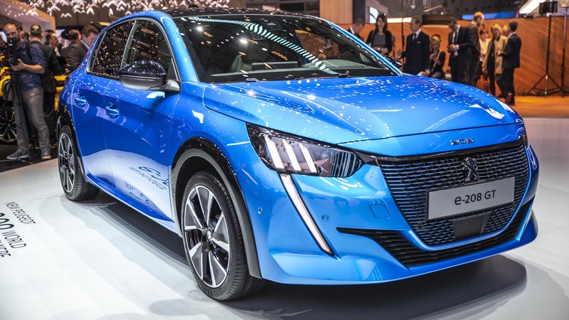 Imparato, CEO Peugeot: &laquo;Transizione verso l&rsquo;elettrico con un mix di gamma ragionevole&raquo;