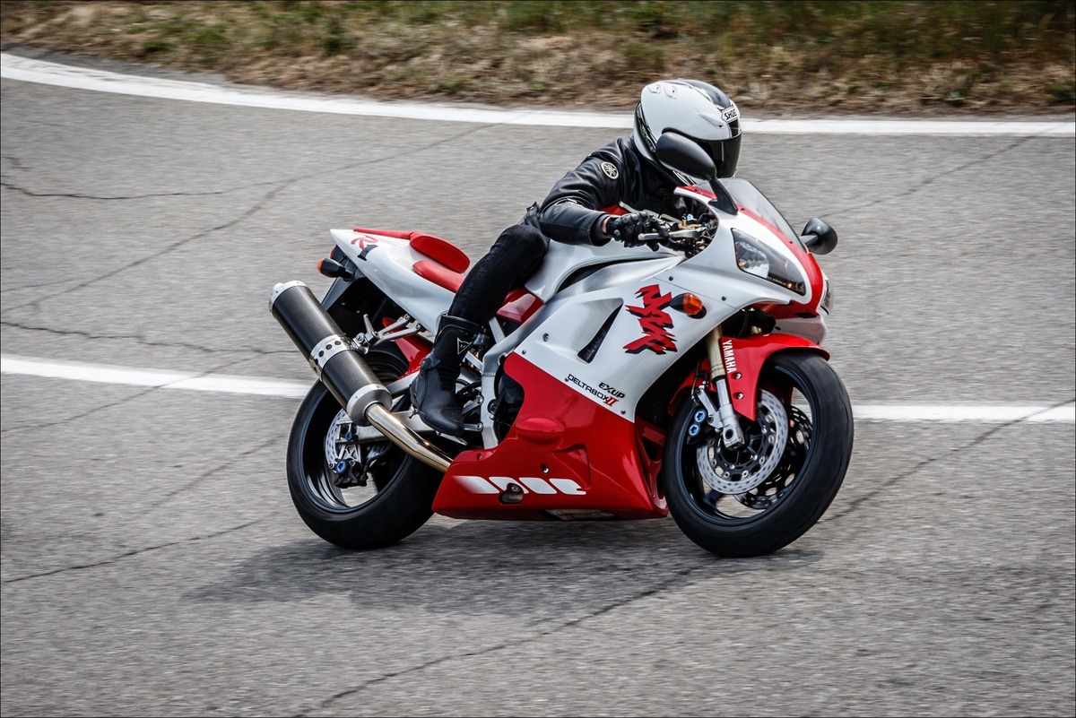 Moto Usate Yamaha R1 1998 Usata Prova Yamaha R1 1998: Test
