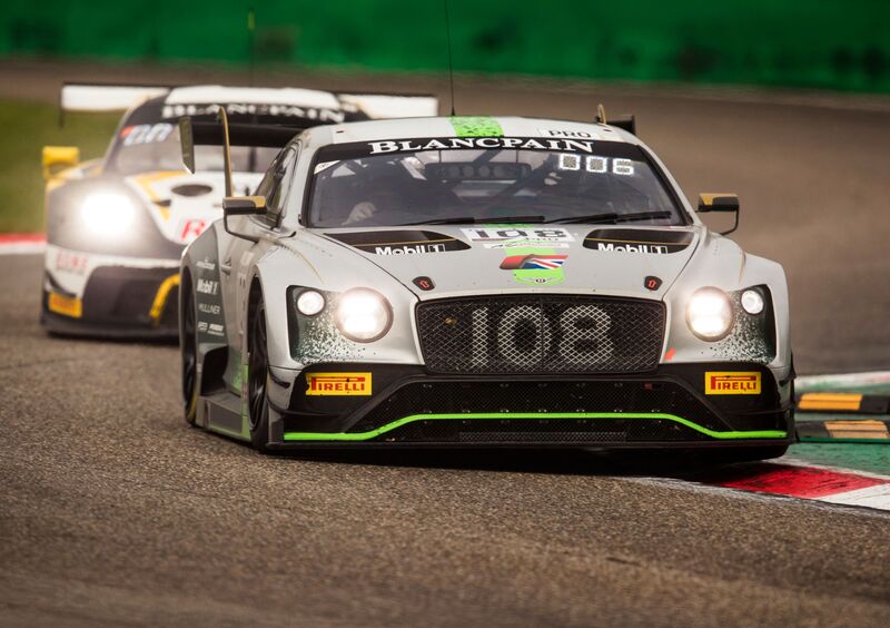 Bentley, dietro le quinte del Blancpain GT Series 