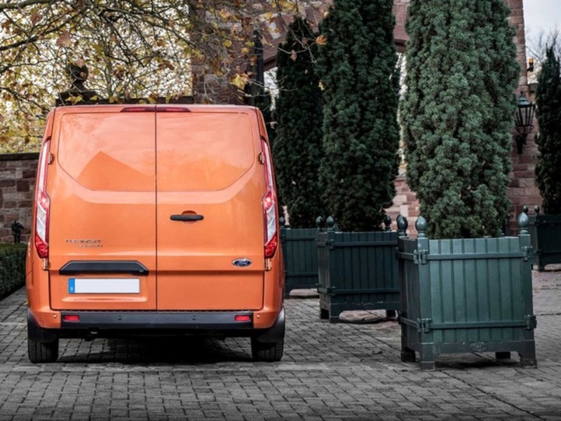 Ford Transit Custom Furgone 340 2.0 TDCi 130 PC-DC Furgone Titanium