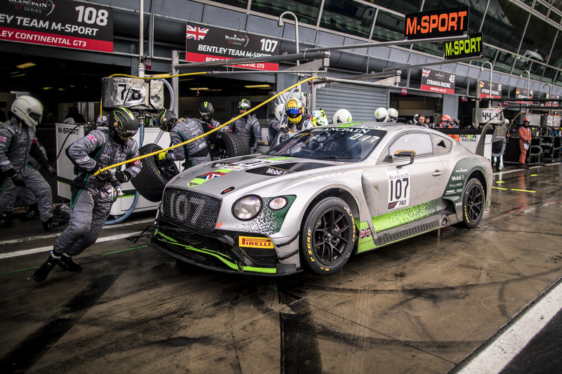 Nonostante le sue generose dimensioni la Bentley Continental GT3 2019 &egrave; una vettura molto competitiva. Ecco la #107 guidata da Jordan Pepper, Jules Gounon e Steven Kane