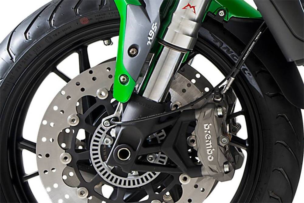 Benelli 752 S (2022 - 25) (7)