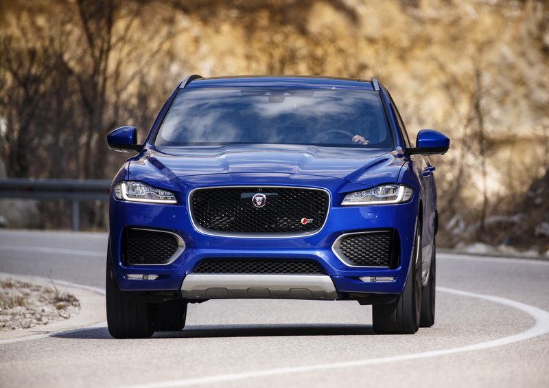 Jaguar F-Pace: i prezzi di listino