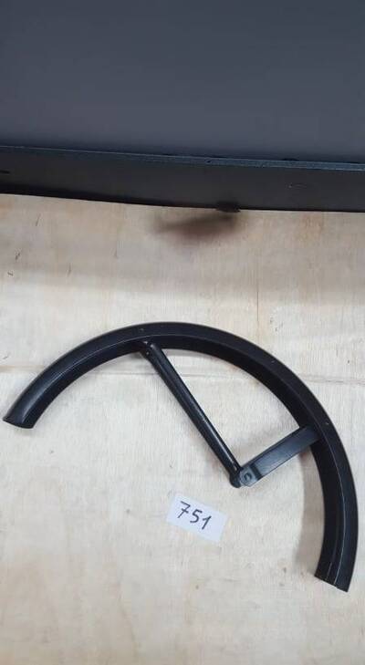 PARAFANGO POST. PIAGGIO BRAVO Far