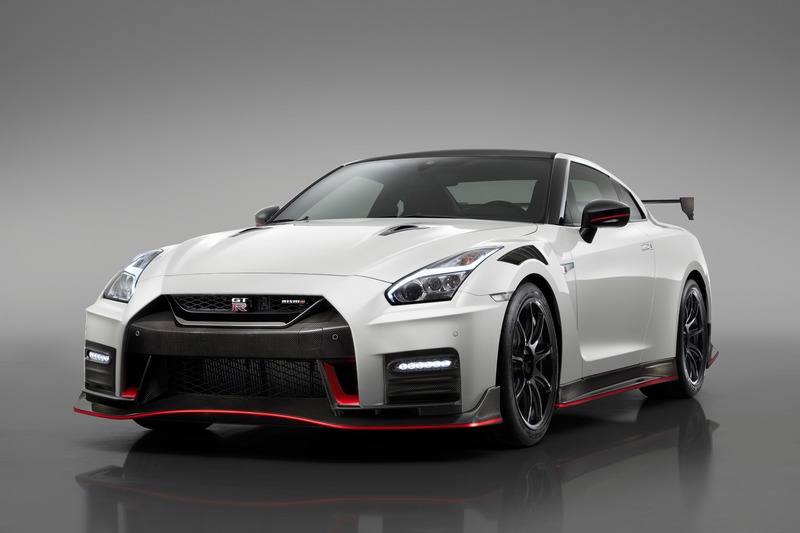 Nissan GT-R Nismo 2020, tolti i veli a New York