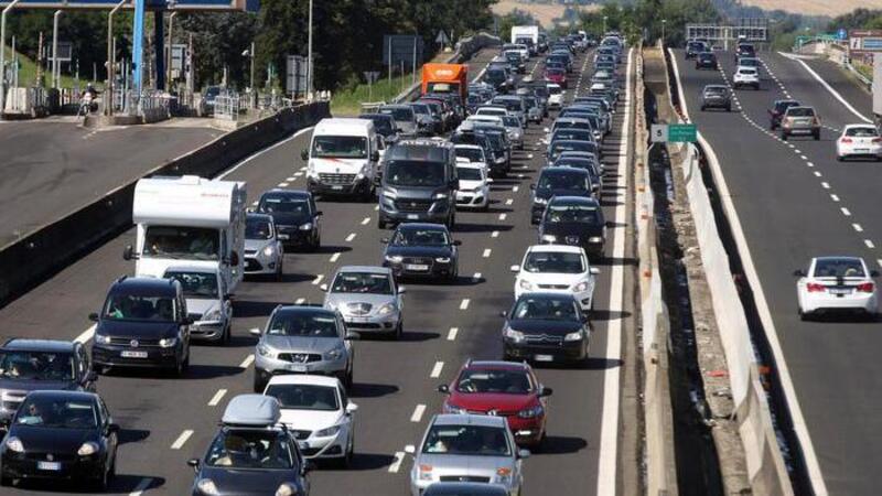 Pasqua, Pasquetta, 25 aprile, 1 maggio 2019: le previsioni del traffico