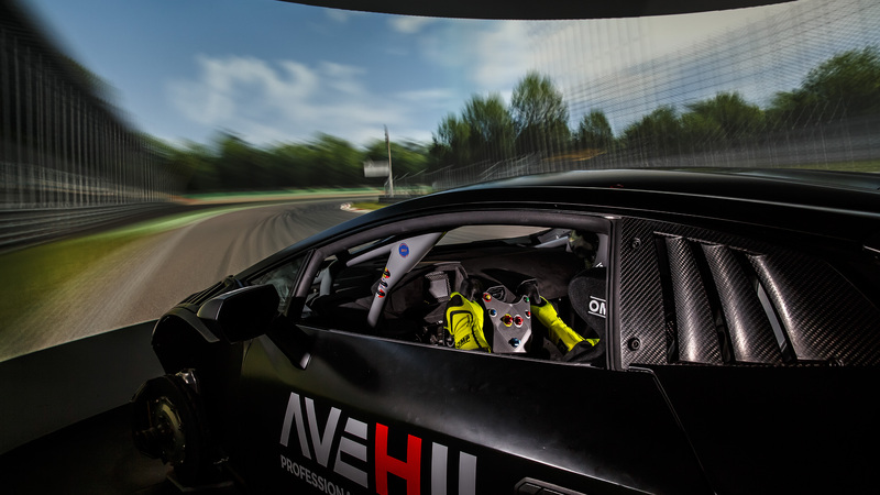 Monza Autodromo, Super simulatori Avehil: al volante di Lambo e Dallara vere [video]