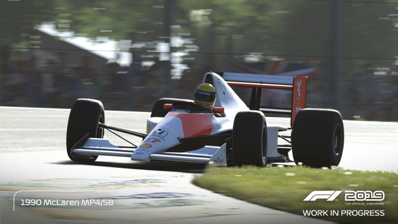 Ecco la McLaren MP4/5B del 1990 guidata da Ayrton Senna compresa nella Legends Edition