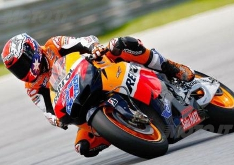 MotoGP. Casey Stoner &egrave; il pi&ugrave; veloce nelle prove a Sepang