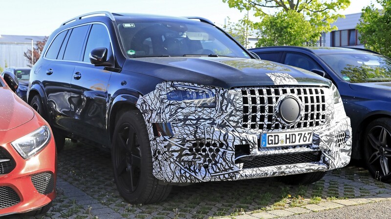 Mercedes-AMG GLS 63: in arrivo con il V8 biturbo 4.0 [Foto spia]