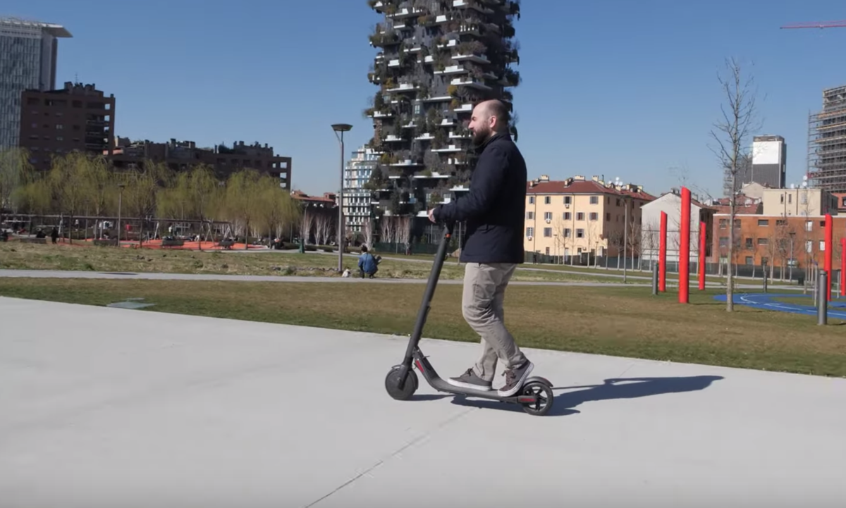 Ninebot Segway Test e review del monopattino elettrico