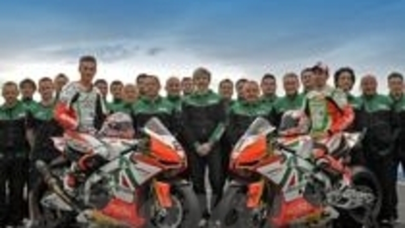 Max Biaggi e Aprilia pronti a difendere il doppio titolo mondiale