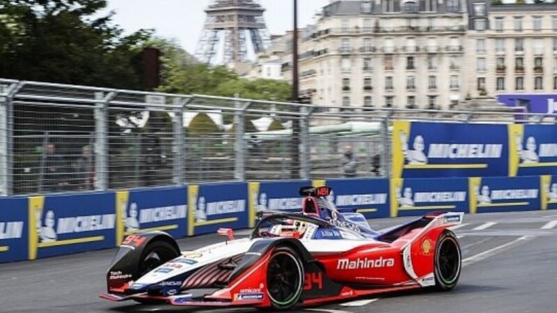 Parigi, il candidato sindaco: &laquo;Se eletto, basta Formula E&raquo;