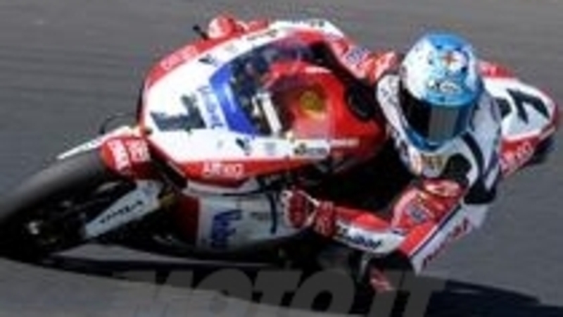 SBK. Checa conquista la Superpole di Phillip Island