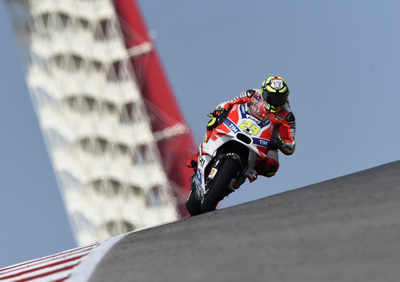 MotoGP. Austin 2016. Iannone batte Marquez nel warm up