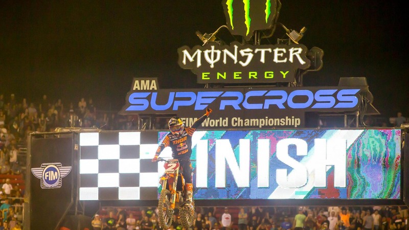 Supercross: a Webb il titolo 2019