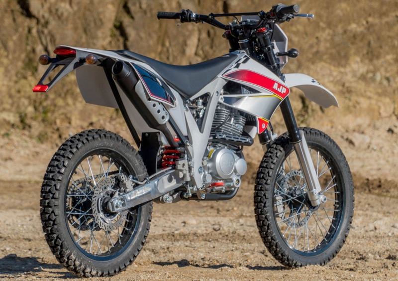 AJP PR3 240 Enduro PR3 240 Enduro (2019 - 20) (3)