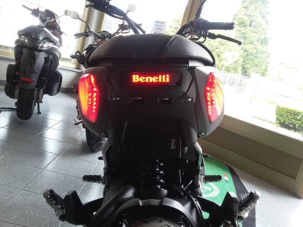Benelli 502 C (2021 - 25) (5)