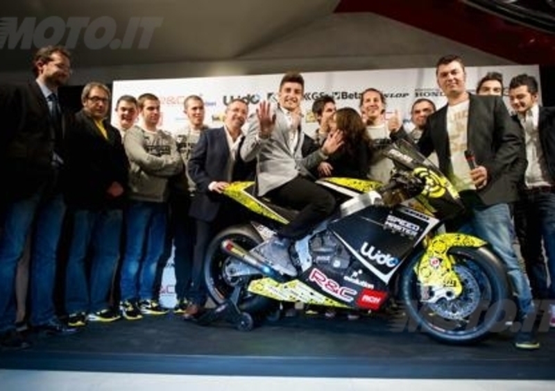 Andrea Iannone presenta il suo nuovo team