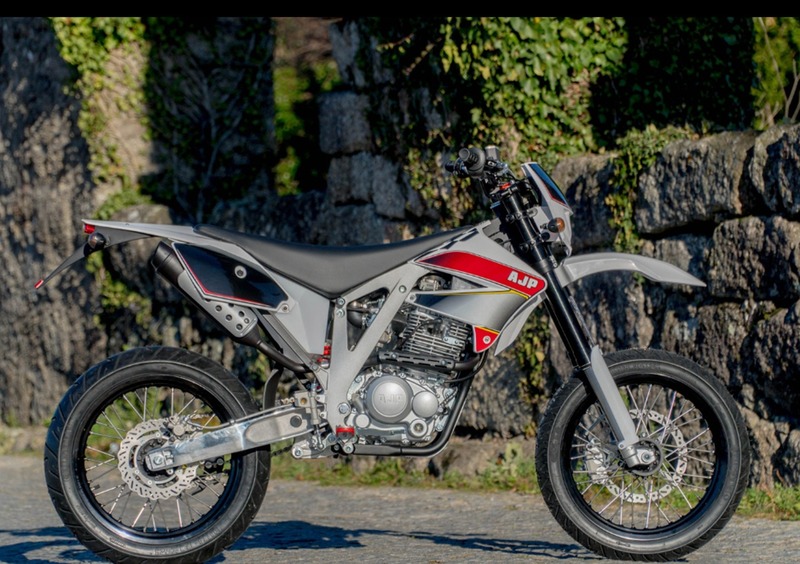 AJP PR4 240 Supermoto PR4 240 Supermoto Pro (2019 - 20)