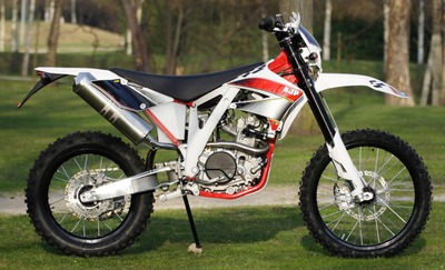 AJP PR5 250 Enduro