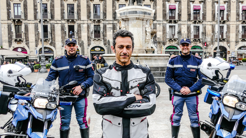 Polizia in azione a Catania